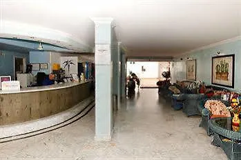 Parque Tropical En Lanzarote 2*