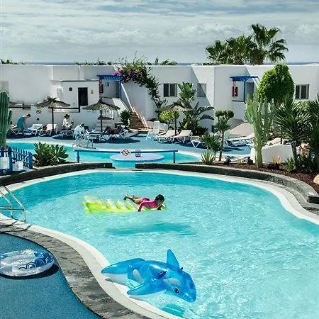 Parque Tropical En Lanzarote Apartmanhotel