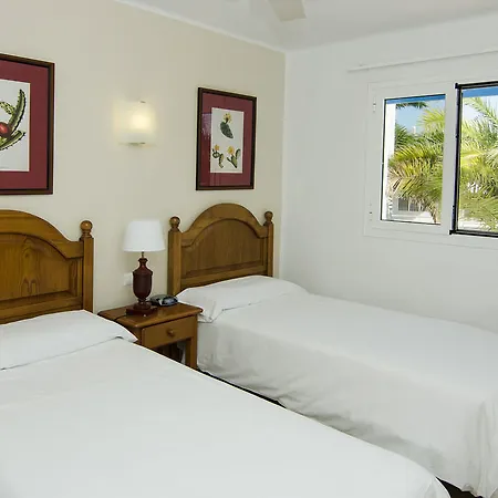 Parque Tropical En Lanzarote Apartmanhotel