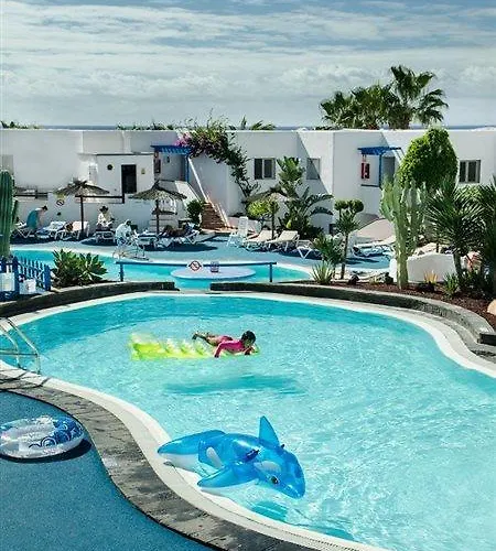Parque Tropical En Lanzarote アパートホテル