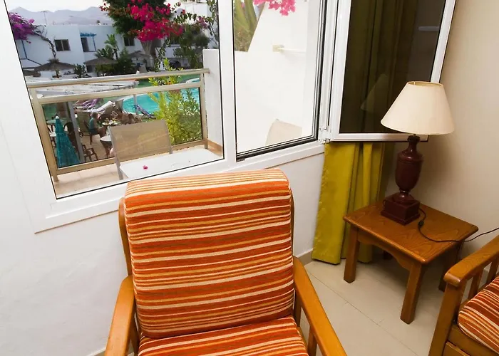 アパートホテル Parque Tropical En Lanzarote