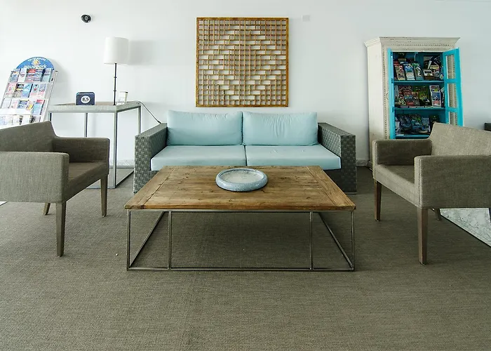 アパートホテル Parque Tropical En Lanzarote