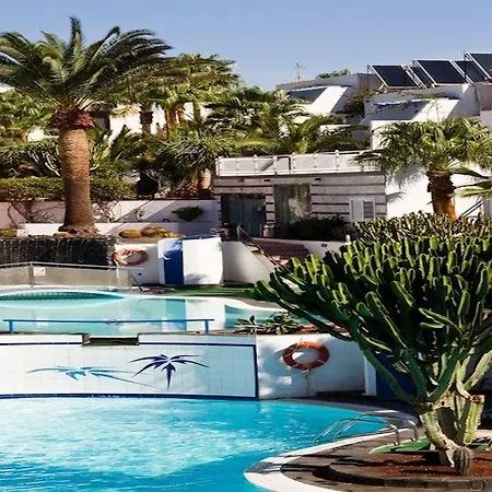 Parque Tropical En Lanzarote 2* 卡门港