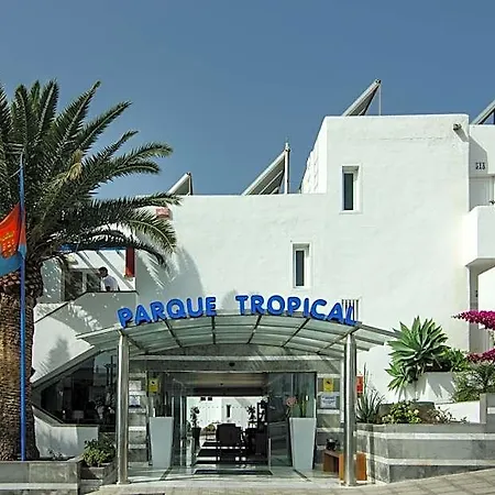 Parque Tropical En Lanzarote 卡门港