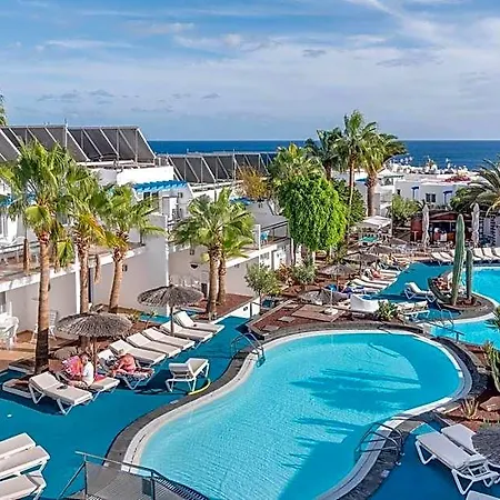 Parque Tropical En Lanzarote 卡门港