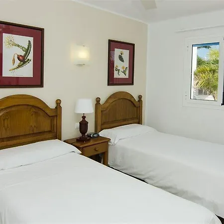 Parque Tropical En Lanzarote 公寓式酒店 2*