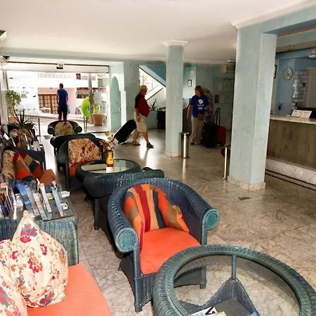 Parque Tropical En Lanzarote 公寓式酒店 卡门港