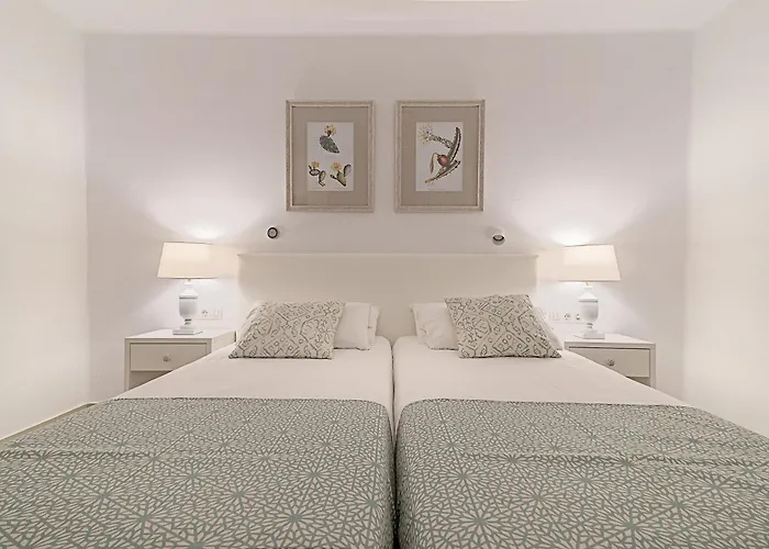 Parque Tropical En Lanzarote מלון דירות